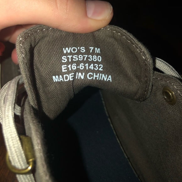 Sperry Shoes - Picture 4 of 6